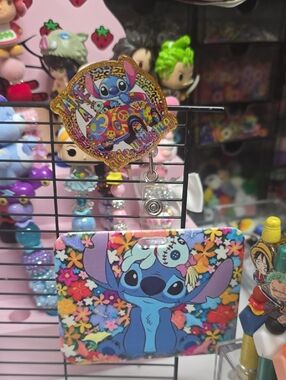 BADGE REEL WITH CARD HOLDER